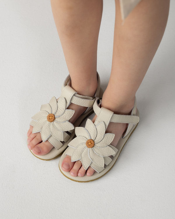 DONSJE Jiles Fields Sandals | Daisy
