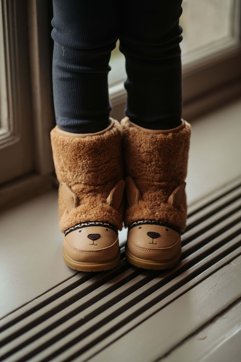 DONSJE Kids Shoes  brown 33